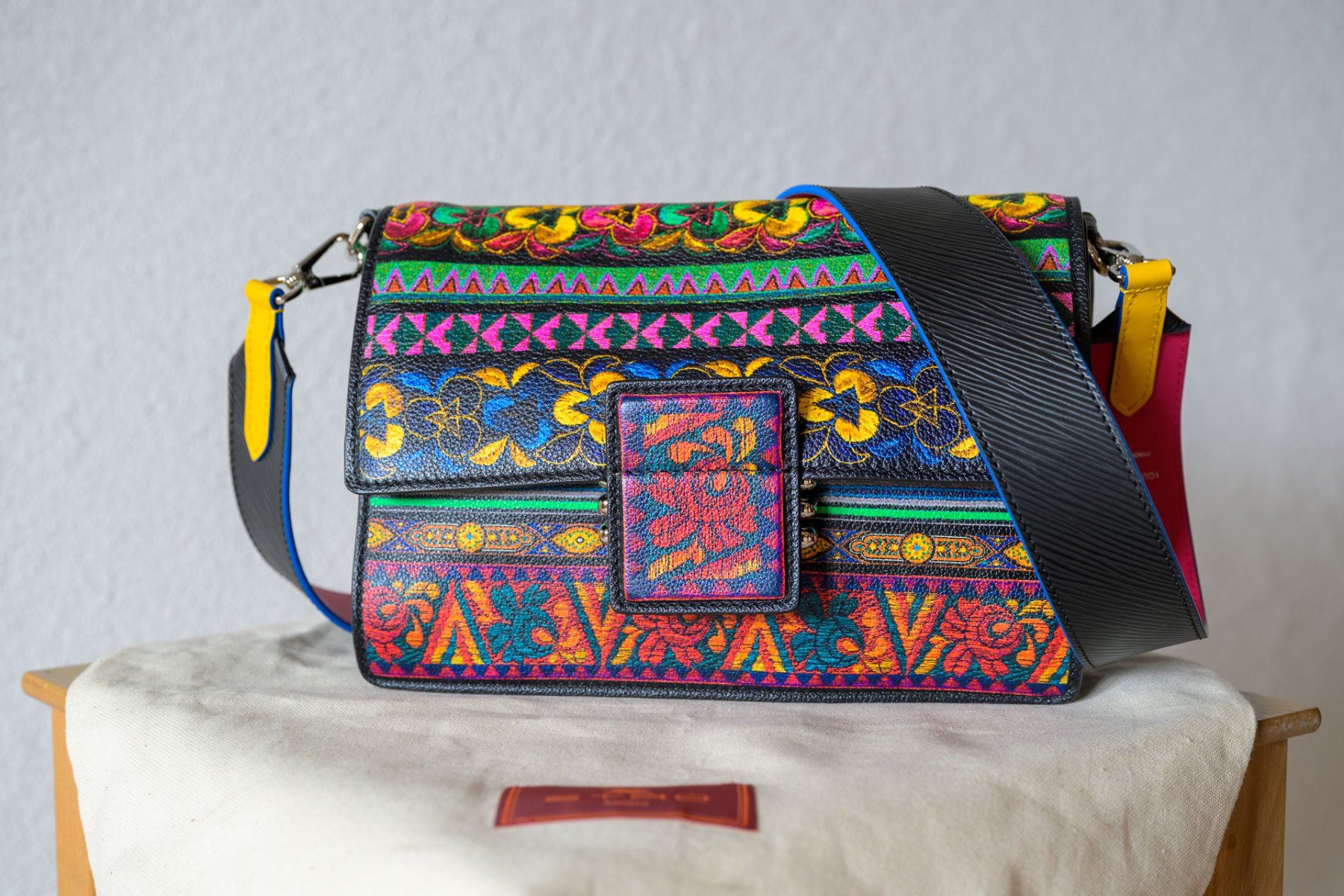 Etro Borse da donna: ETRO Tasche mit zwei Riemen – Usato da Wimmis venduto da Heer03 1