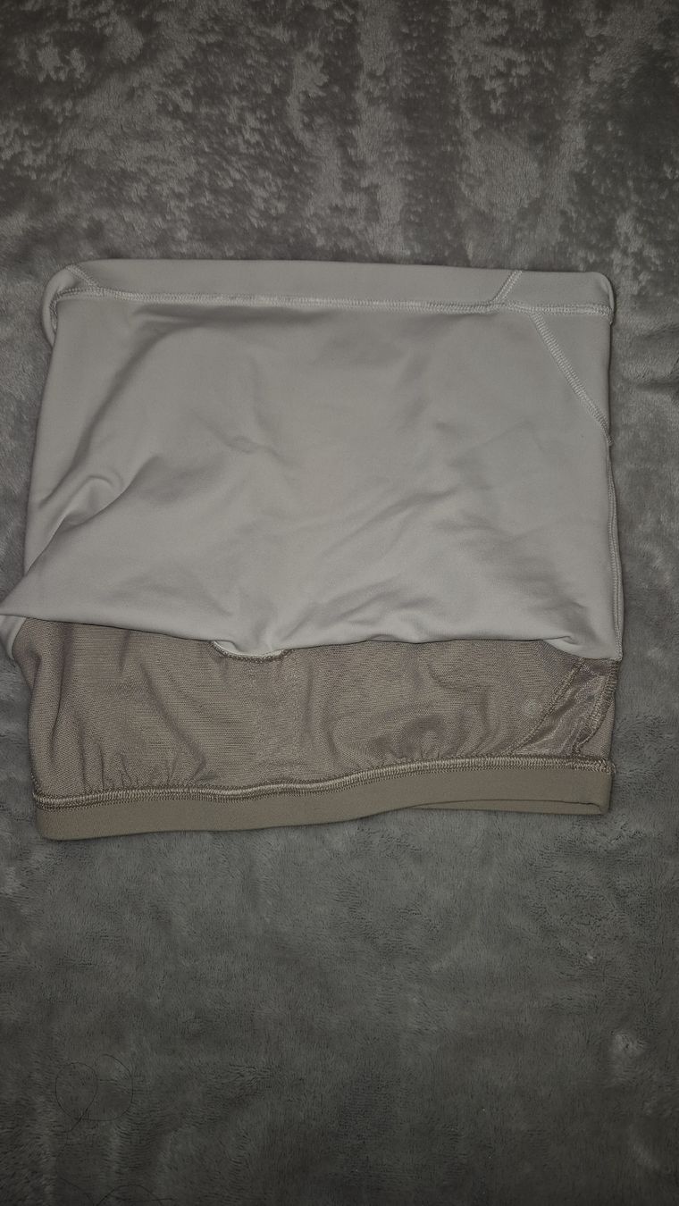 Lululemon Tops: Original Lululemon Sport Top – Gebraucht aus St. Gallen von eli_c2kr 2