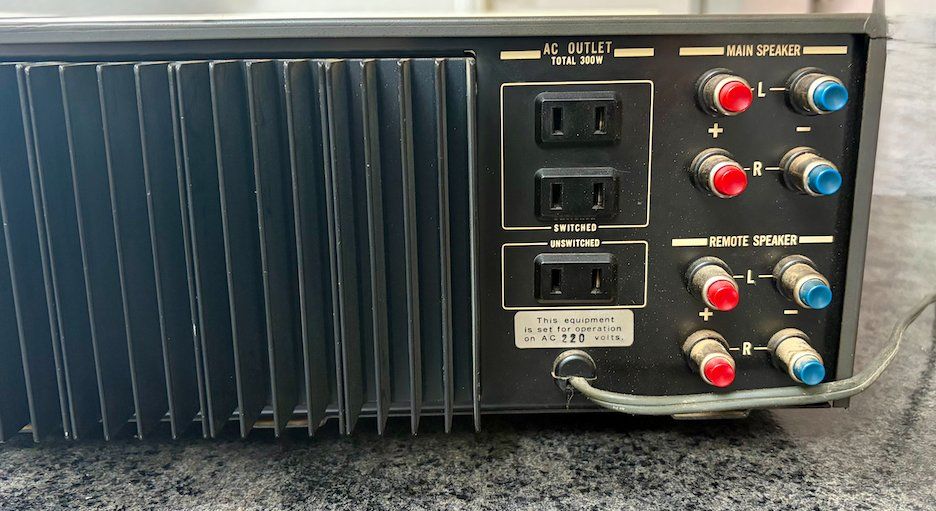 Sony Amplificateurs: Ampli-Receiver SONY STR 6200F – D'occasion à Châtillon JU par laoo 4