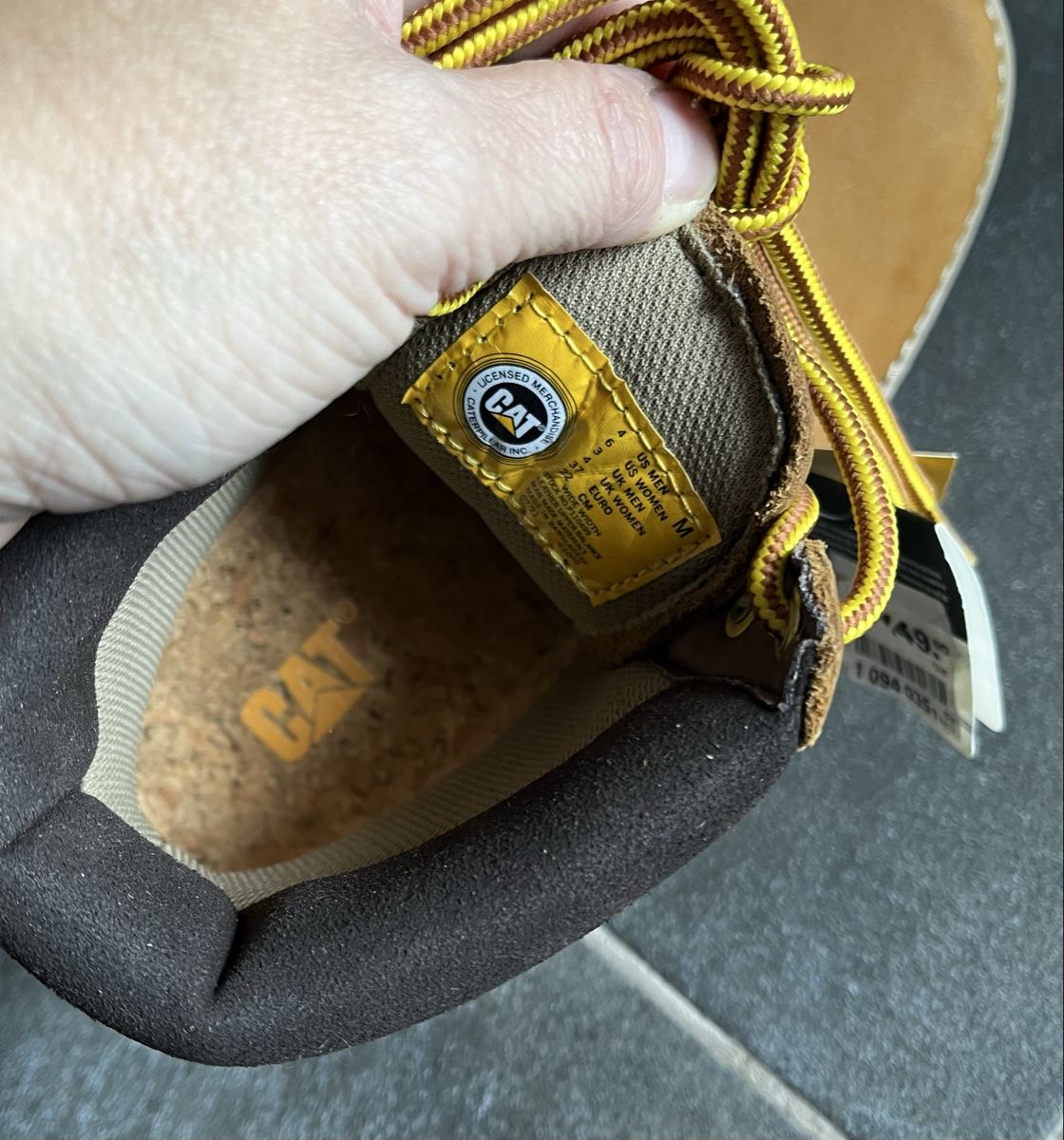 Caterpillar Scarpe da uomo: À vendre chaussure Caterpillar taille 37 – Nuovo e nell'imballaggio originale da Bière venduto da Rapertuis 4