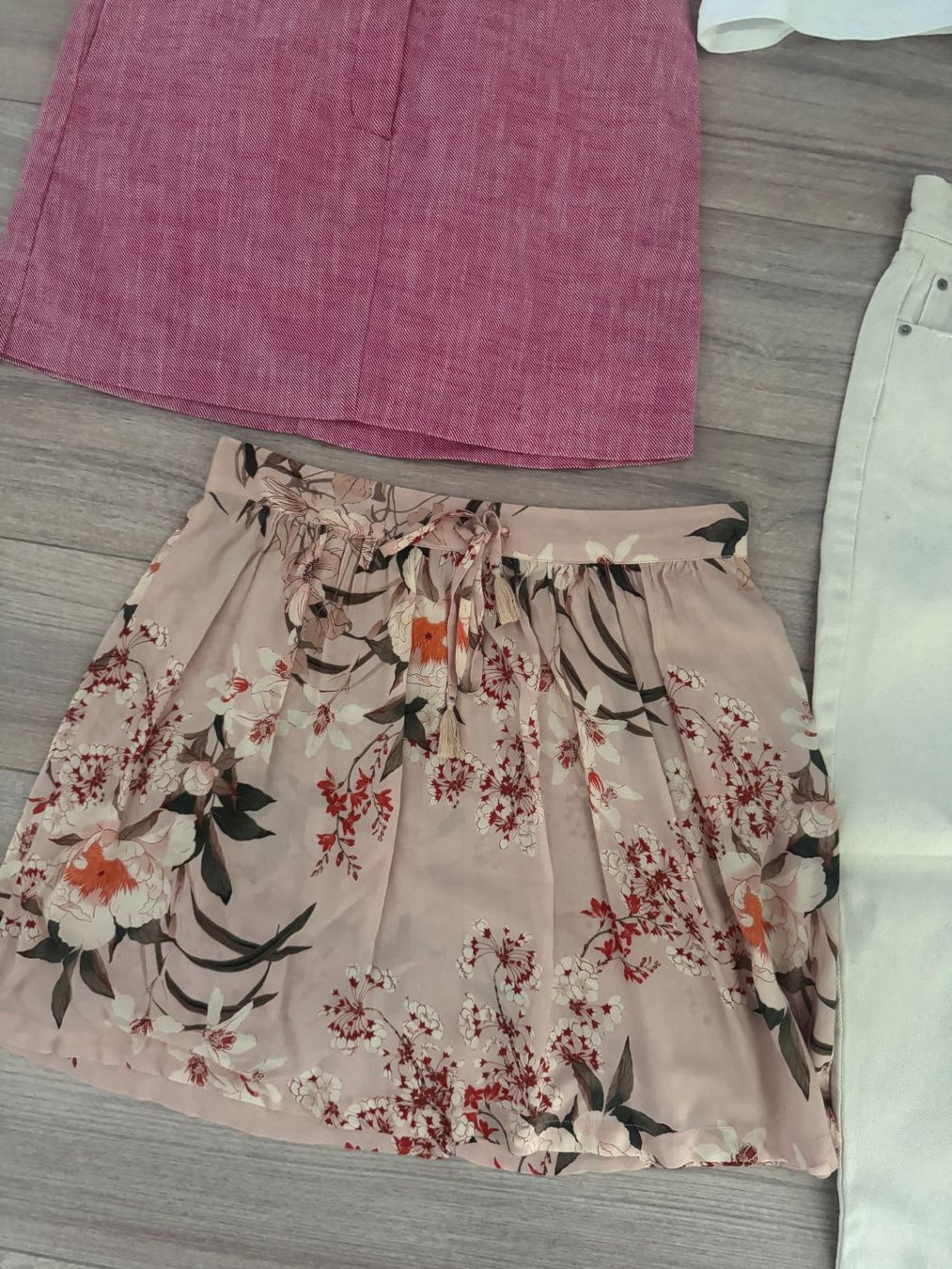 Lotti di vestiti: 5 Stk. Damen Kleider Set. Gr. 36/S – Usato da Bonstetten venduto da VCLS 2