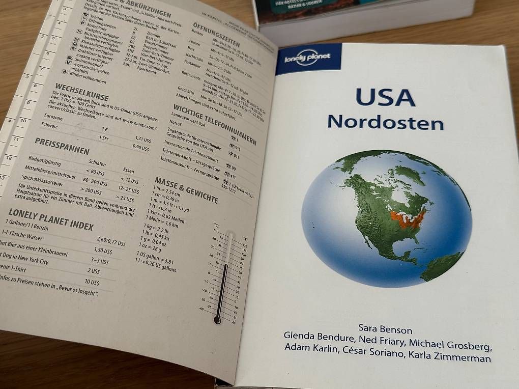 Libri: Lonely Planet Reiseführer USA - 4 Bücher – Usato da Zürich venduto da ganchclub 2