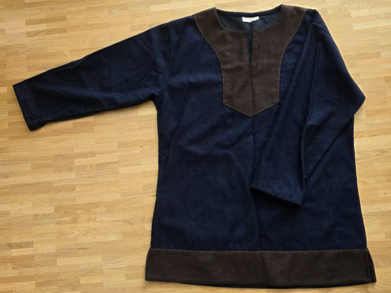 Autres vêtements hommes: Mittelalter Tunika – D'occasion à Kreuzlingen par Turbothom81