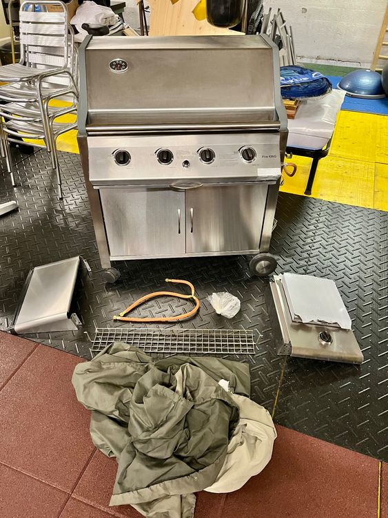 EdelstahlGasgrill Fire King KYQ401AS, super Zustand Kaufen auf Ricardo