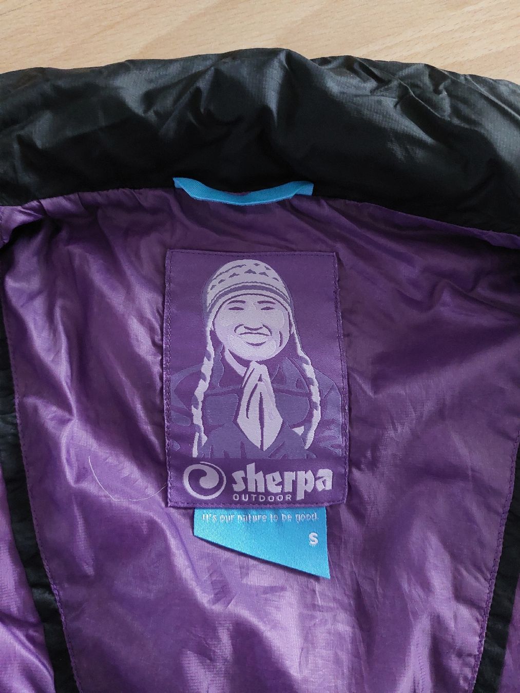 Sherpa Gilet & Giacche senza maniche: Sherpa Veste / Gilet – Usato da Münchenbuchsee venduto da Ataf_Morgana 1