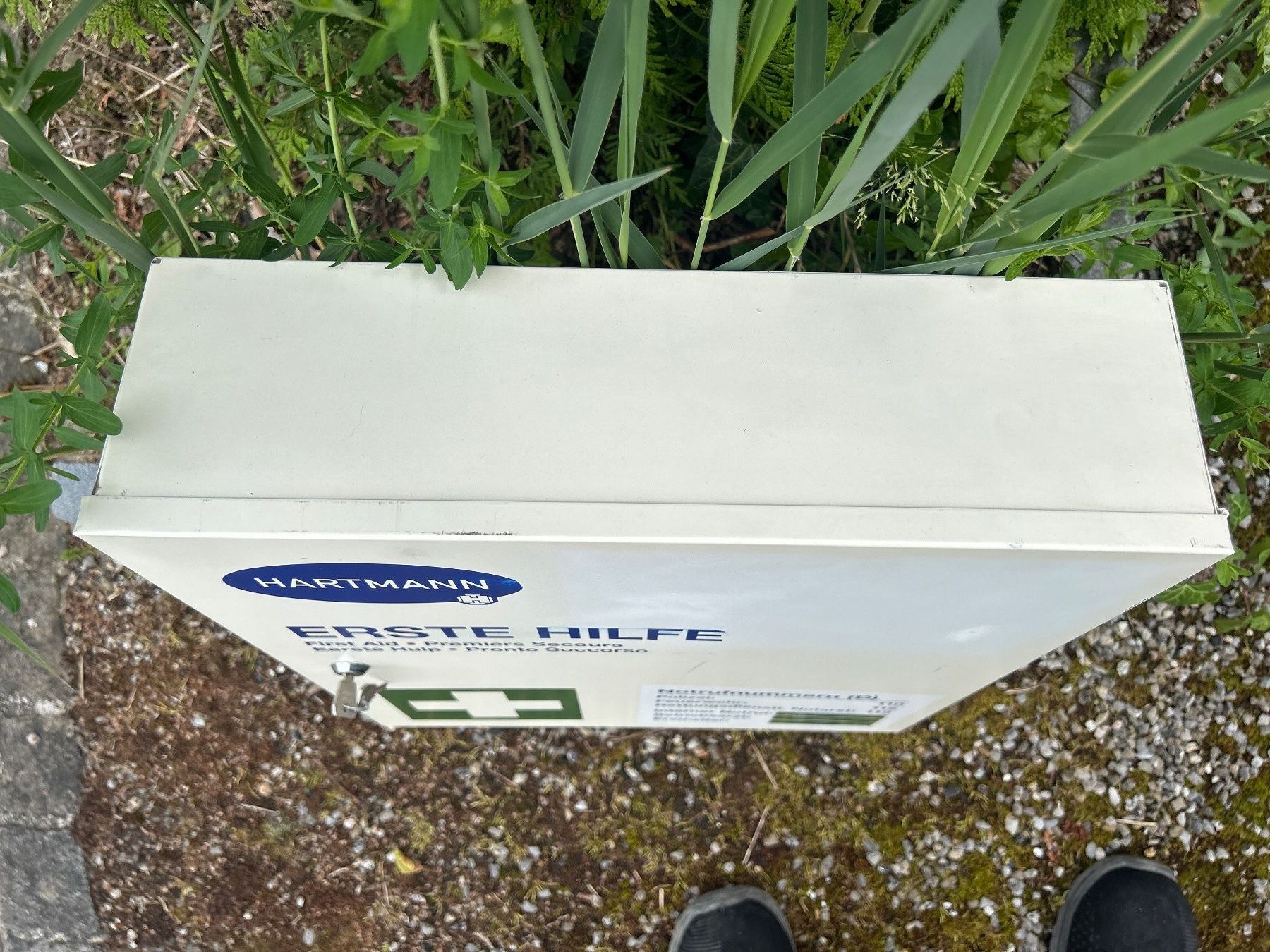 Kit di pronto soccorso: Erste Hilfe Kasten von Hartmann aus Blech – Usato da Gerolfingen venduto da sch_2bh9 1