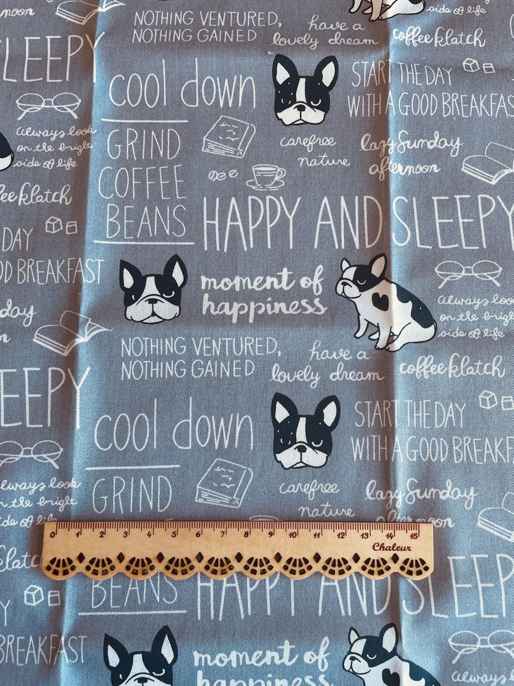 Stoffe: 2 Fat quarter/Coupons patchwork & couture - Bulldog Lignes – Neu und originalverpackt aus Gland von san_xz5j 1
