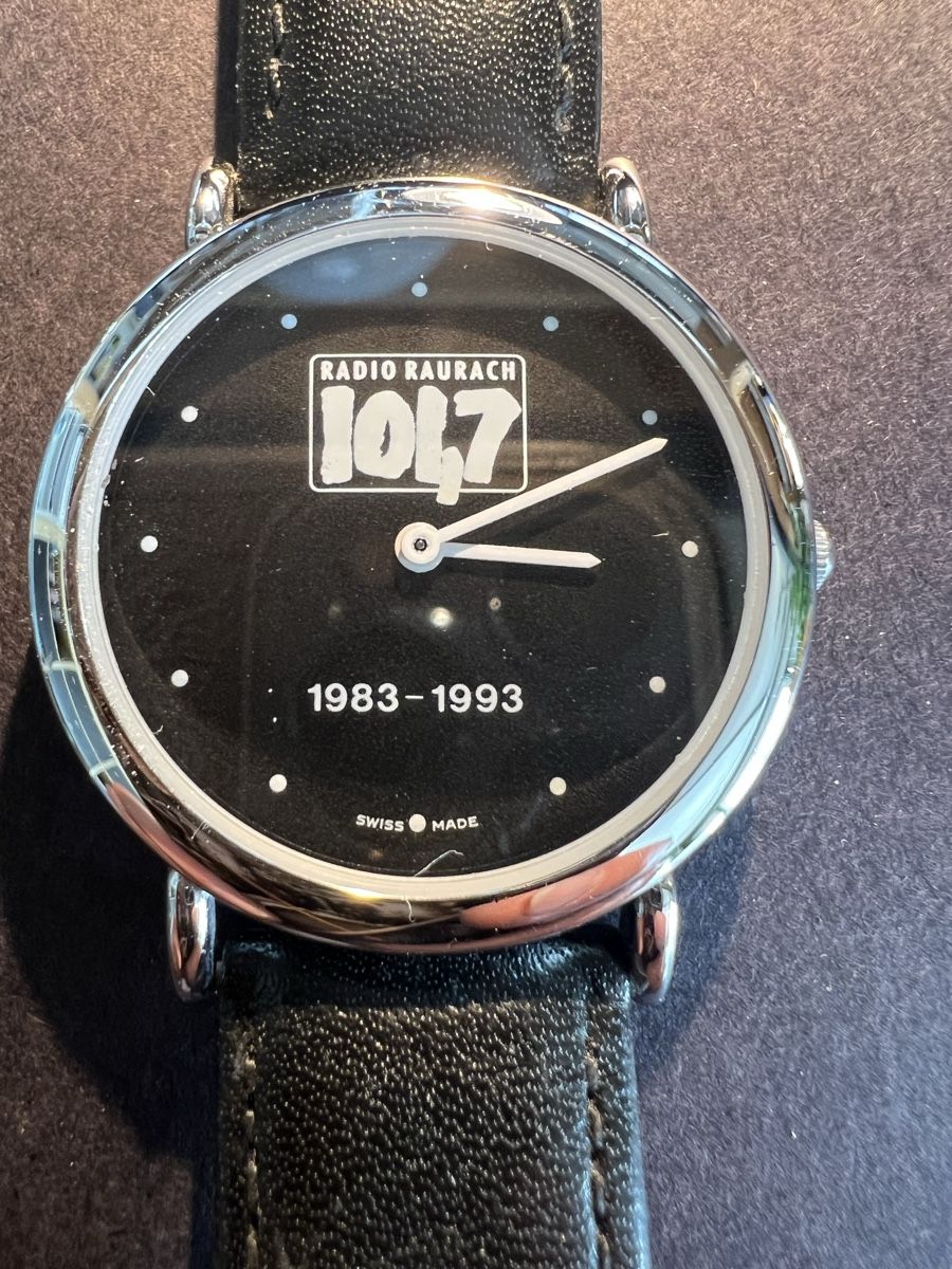 Orologi: Radio Raurach Uhr – Usato da Laufen venduto da groove60