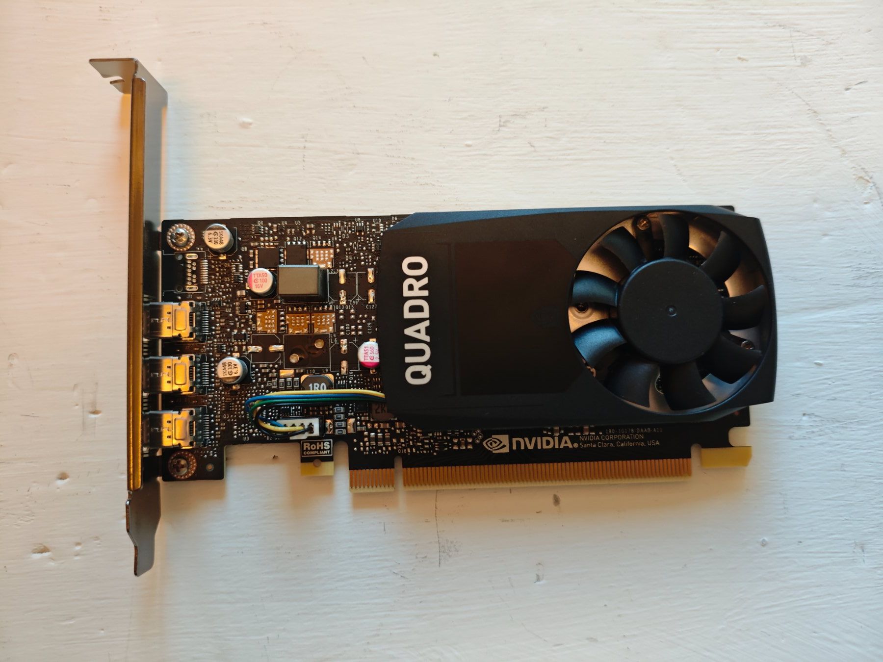 Nvidia Cartes graphiques: NVIDIA Quadro P400 2GB – D'occasion à Dübendorf par tho_v2cs