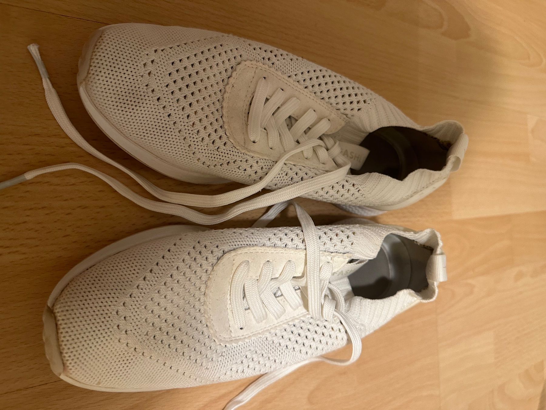 Herrenschuhe: Sport Schuhe – Gebraucht aus Ebikon von Minimelili11 1