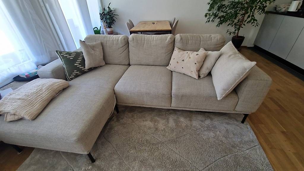 Divani: Sofa Beige Livique – Usato da Chur venduto da chi_9cyq