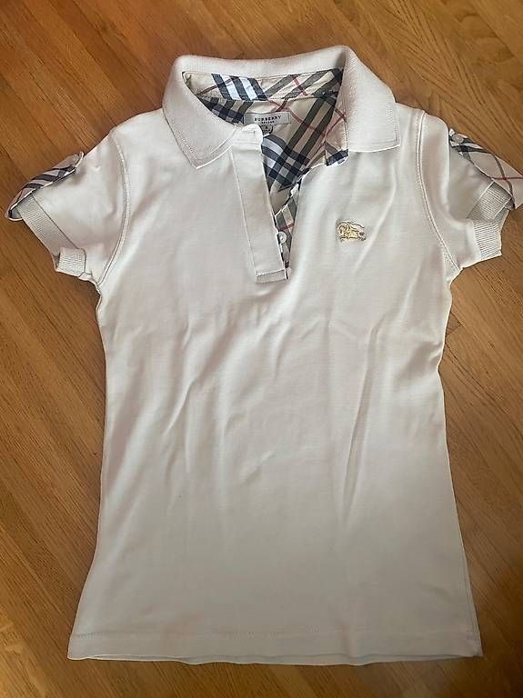 T-Shirts: Burberry Shirt – Gebraucht aus Langnau am Albis von Monikacv16 1
