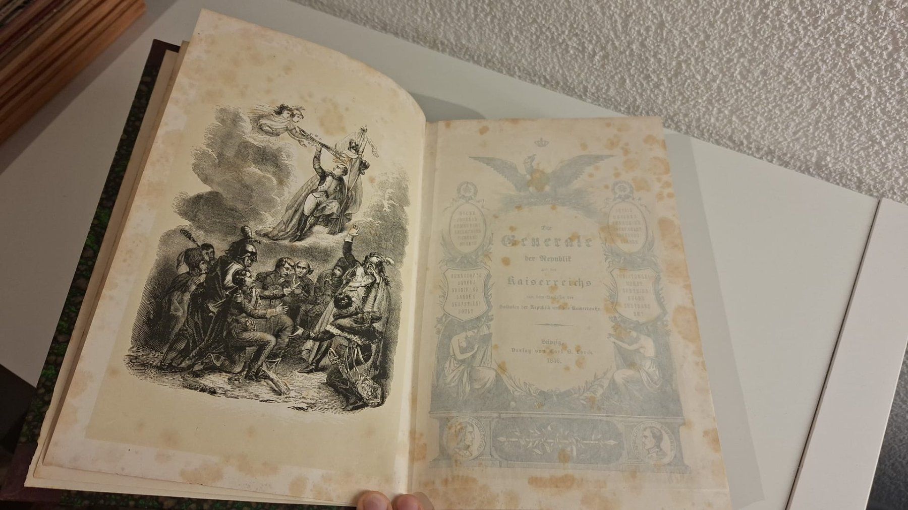 Erstaunlich Altes Wertloses Buch Ebenbildnull