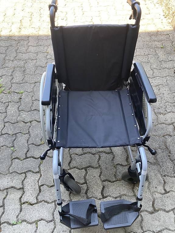 Sedie a rotelle: Rollstuhl – Usato da Mettmenstetten venduto da lazy10