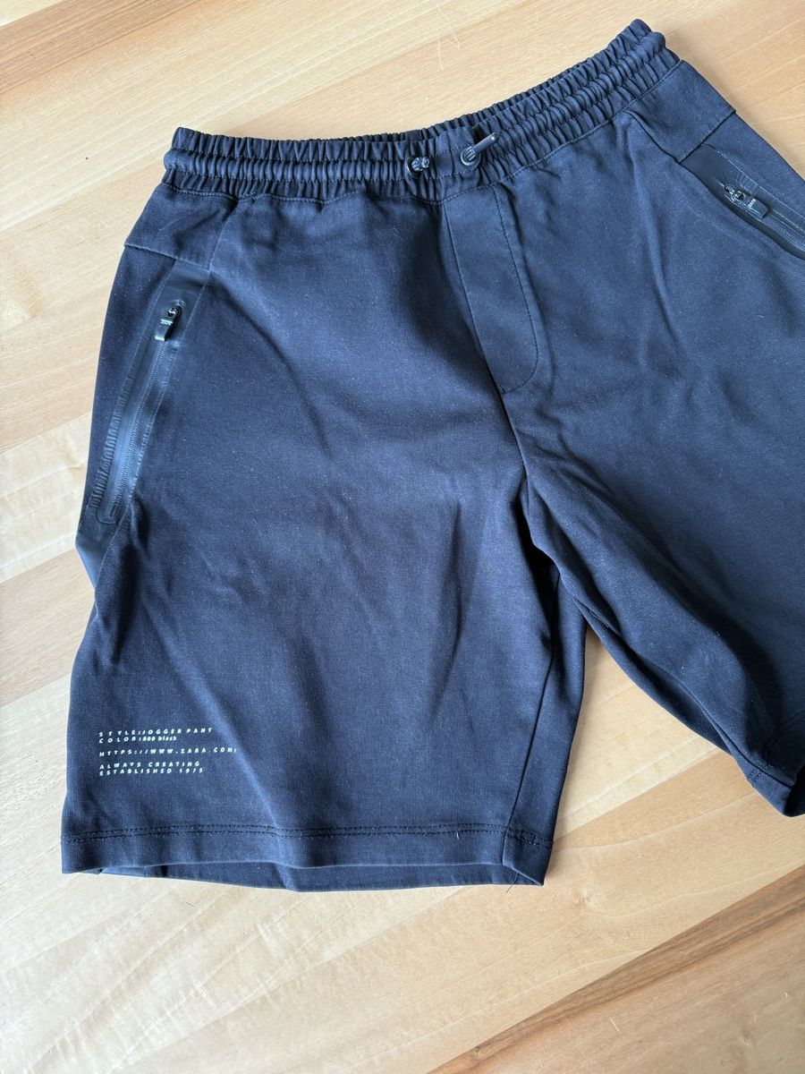 Zara Pantaloni: Zara Shorts Gr 164 – Usato da Mettmenstetten venduto da _4_YOU_