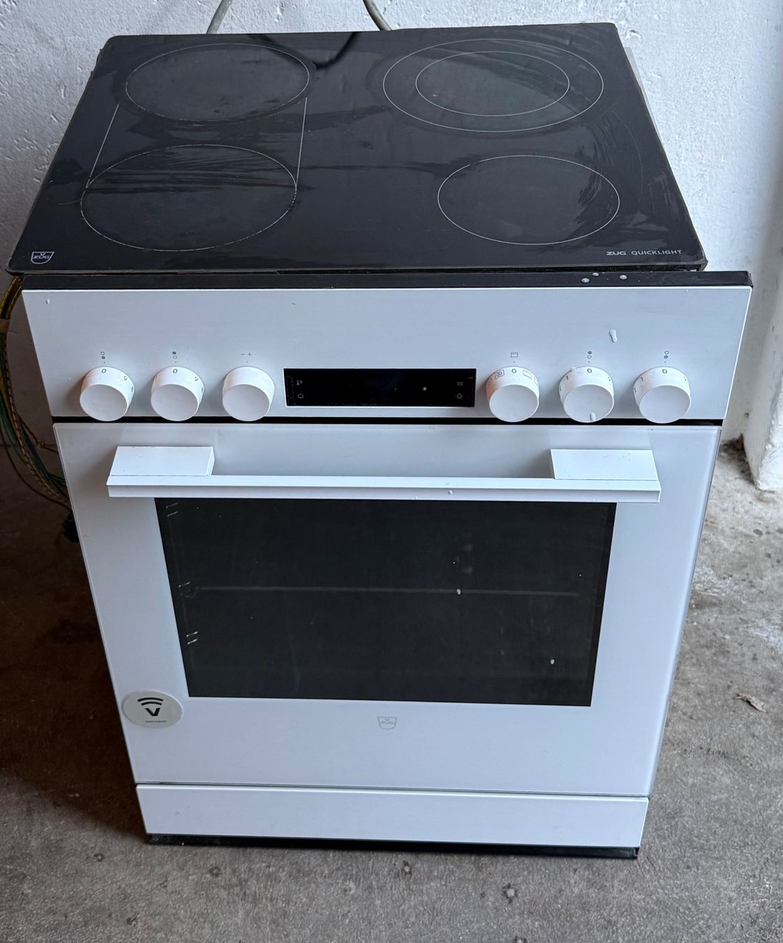 V-Zug Forni: V ZUG 55cm Backofen Glaskeramik – Usato da Kloten venduto da top2000