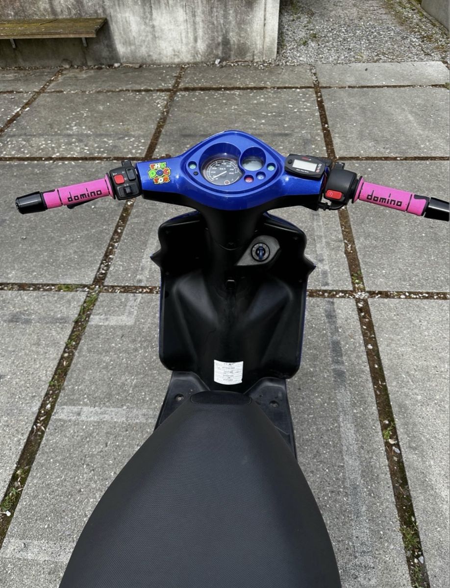 Yamaha Scooters: Yamaha jog rr – D'occasion à Biel/Bienne par Silva-M30 3
