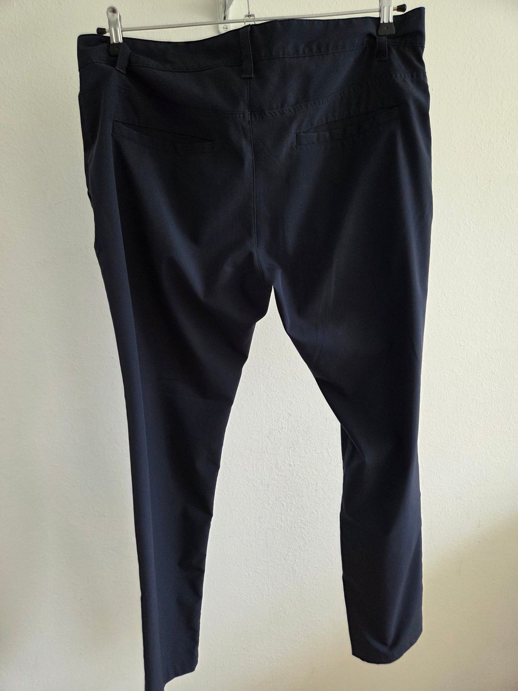 Pantaloni: Sporthose von – Usato da Oberrieden venduto da Smart570 2