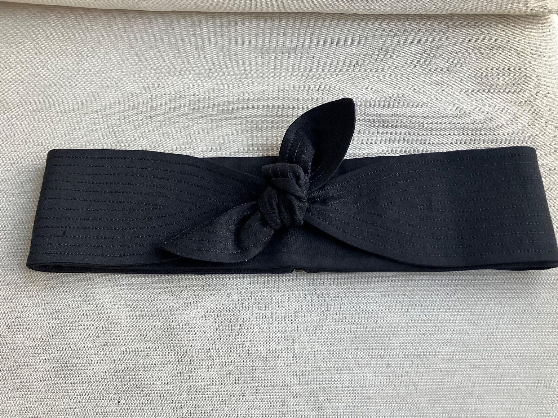 Cinture: Stella McCartney Seidengürtel – Usato da Walchwil venduto da Maxana 5