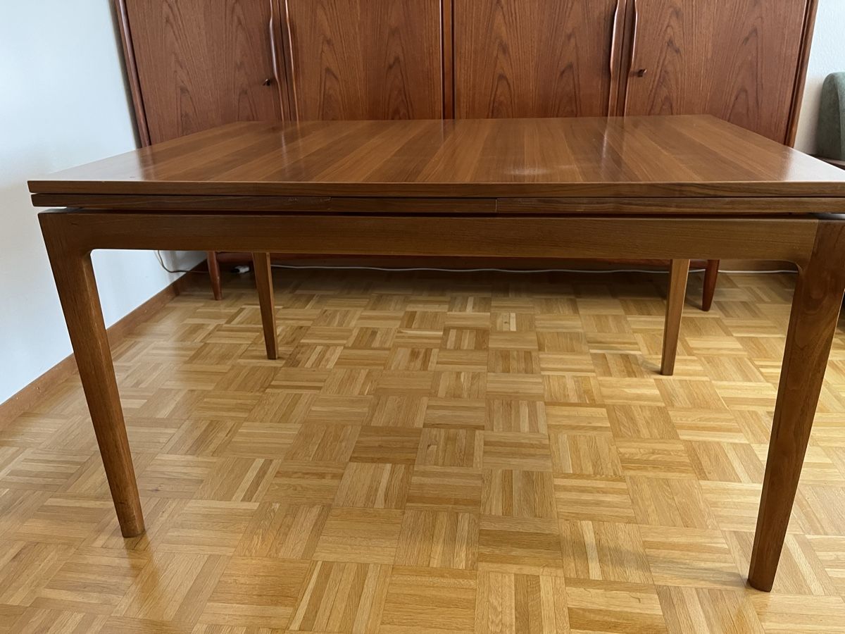 Tavoli: Midcentury Esstisch aus Holz – Usato da Nidau venduto da her_8jrt 5