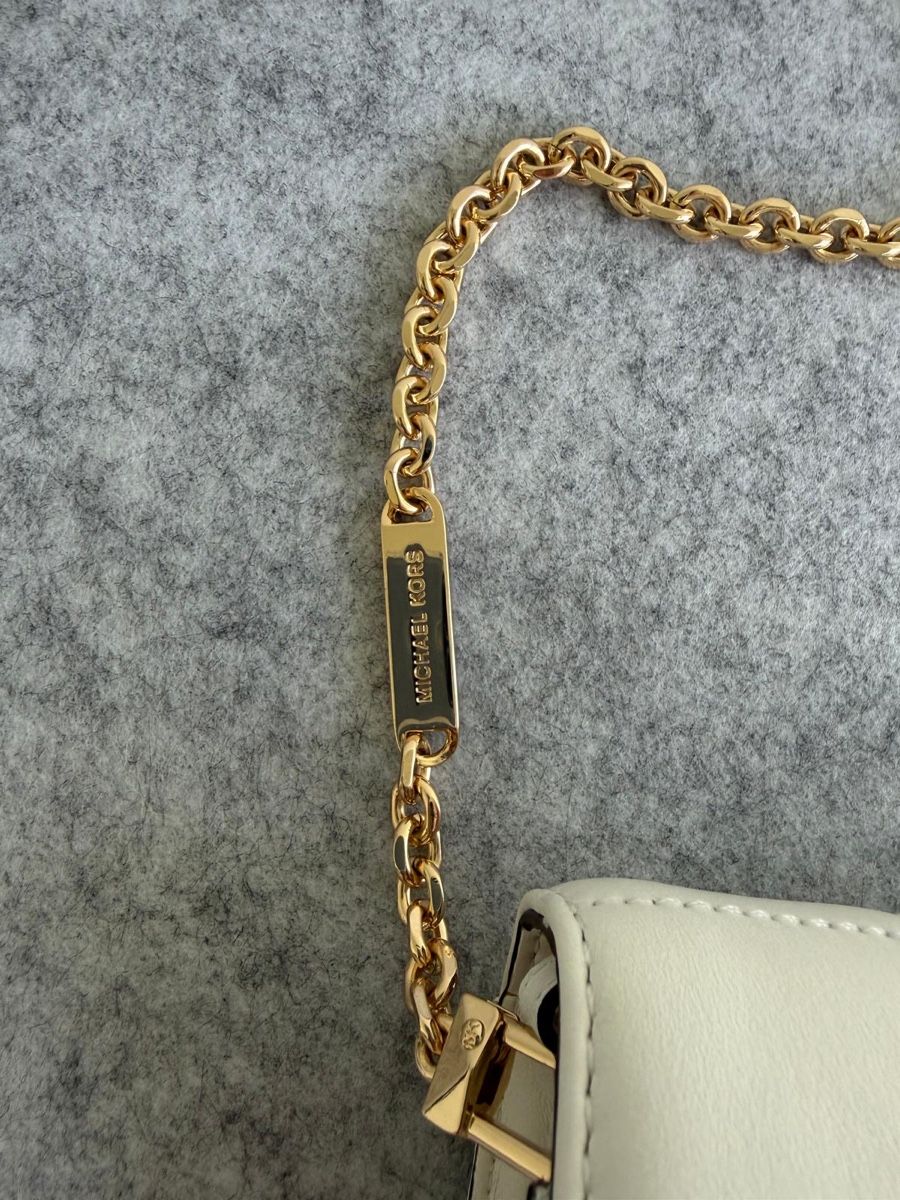 Michael Kors Sacs femmes: Handtasche Michael Kors – D'occasion à Düdingen par shoppingUA 2