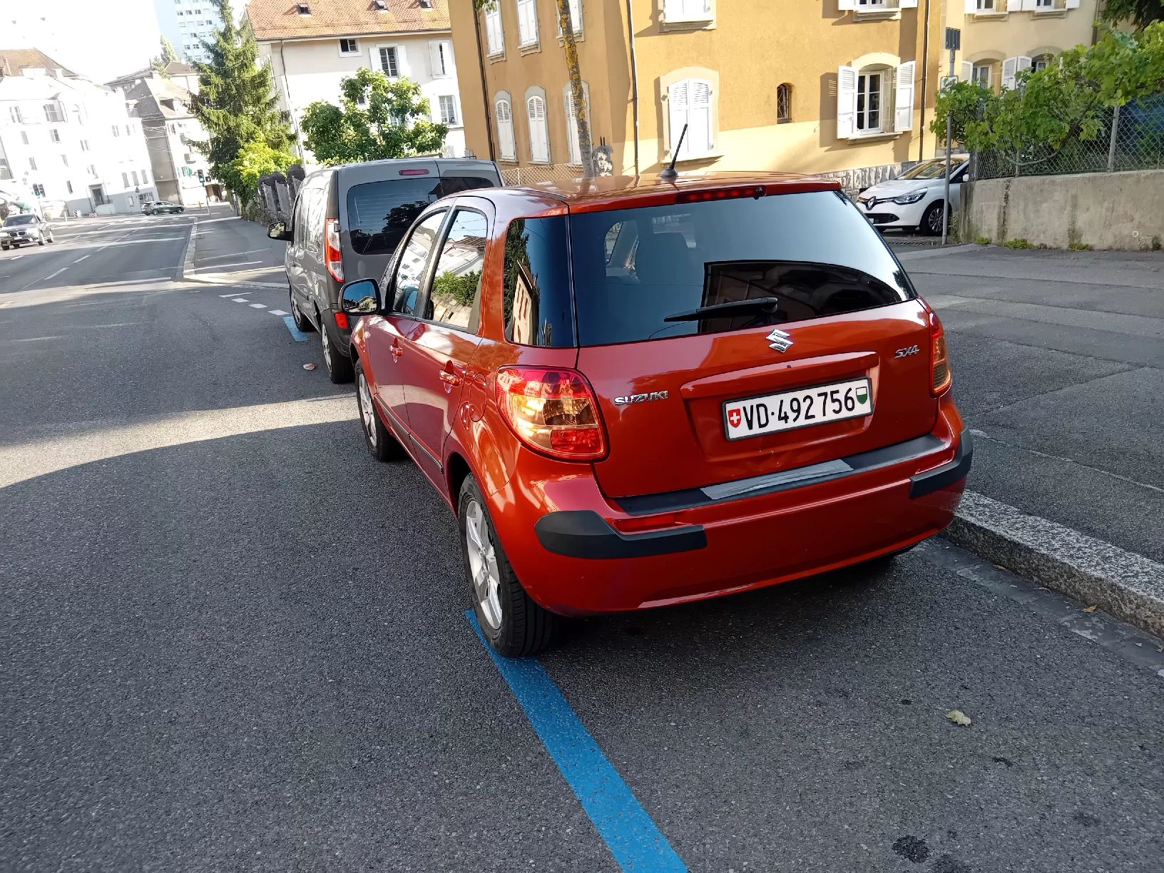 Suzuki Autos: SUZIKI SX4 1.6 ESSENCE  – Gebraucht aus Lausanne von tal_8ntx 3
