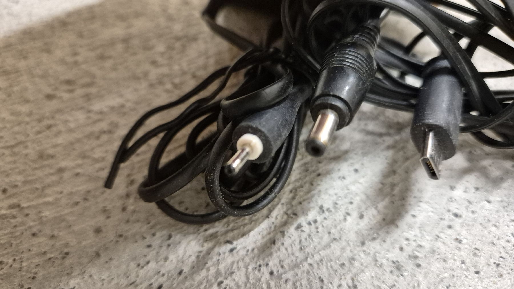 Chargements: original Nokia power supplies power bricks adapters – Défectueux à Fahrweid par 0739 1