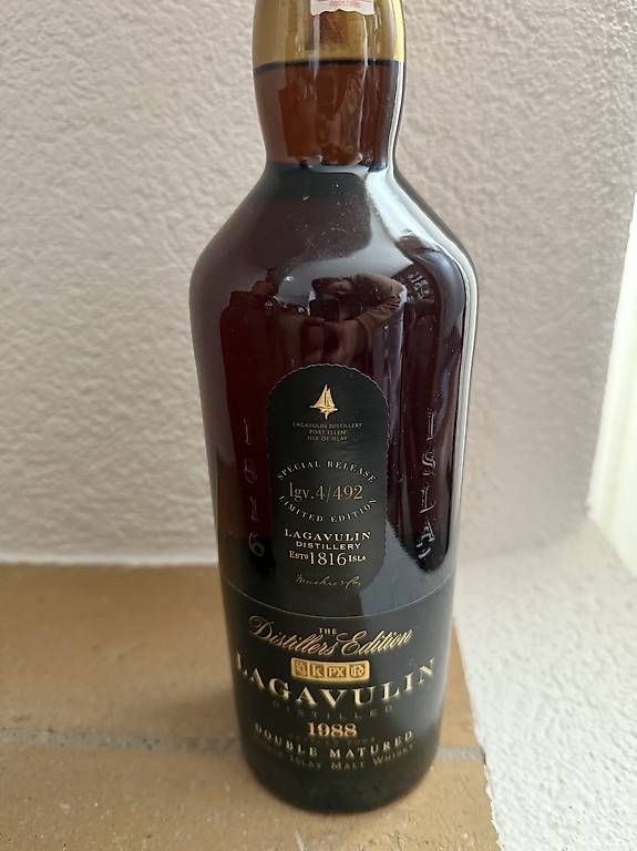 Lagavulin Spirituosen: Whisky Lagavulin 1988 – Gebraucht aus Le Mont-sur-Lausanne von CT70