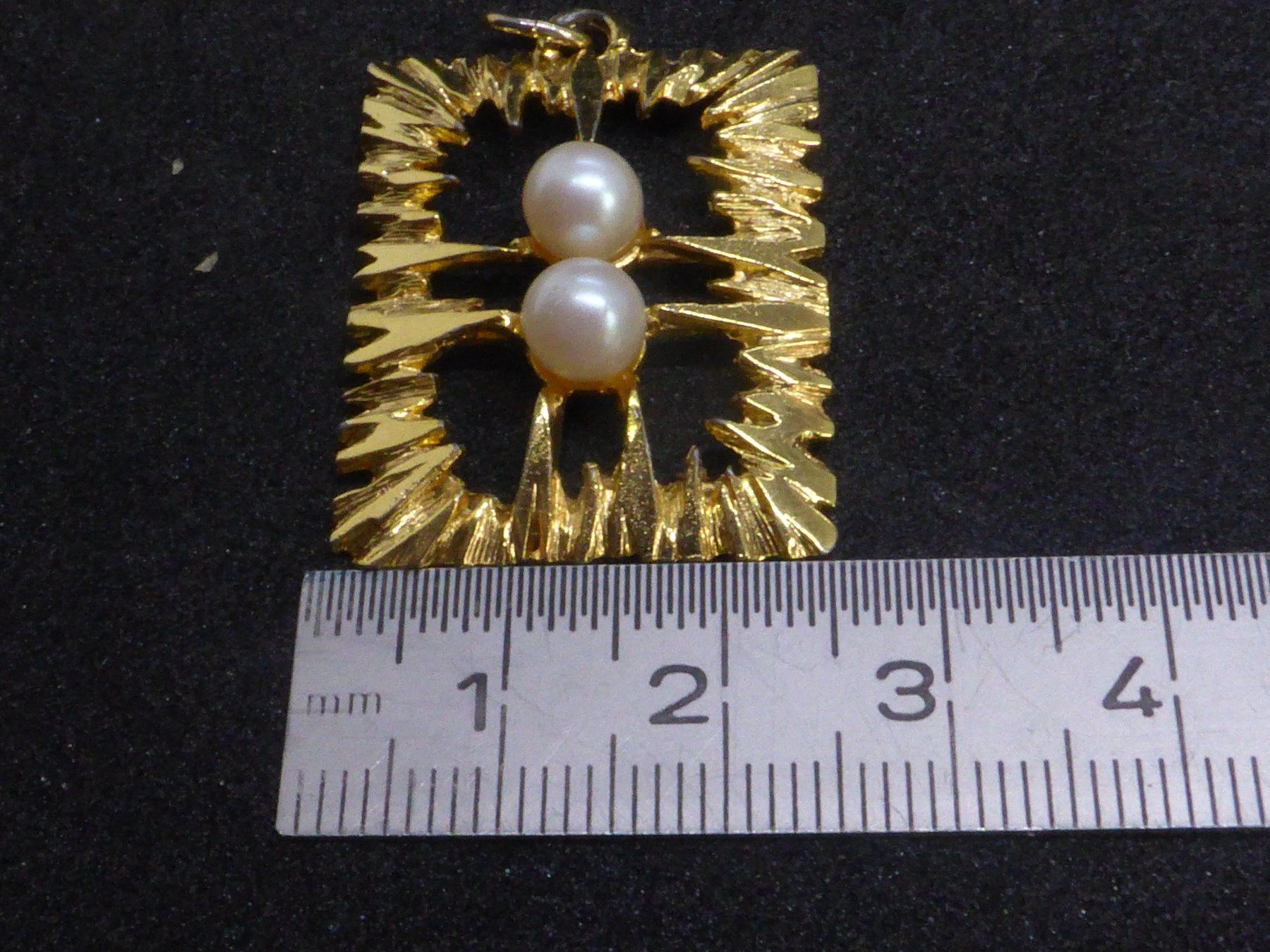Anhänger: Pendentif en plaqué or vintage et 2 perles – Gebraucht aus Porrentruy von Tic-Time 4