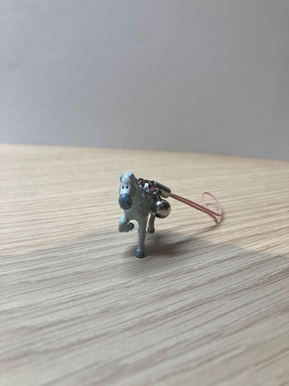 Portachiavi: Nici Handy-Anhänger Pferd mit Glöckchen – Nuovo (secondo la descrizione) da Ehrendingen venduto da eli_dr72 1