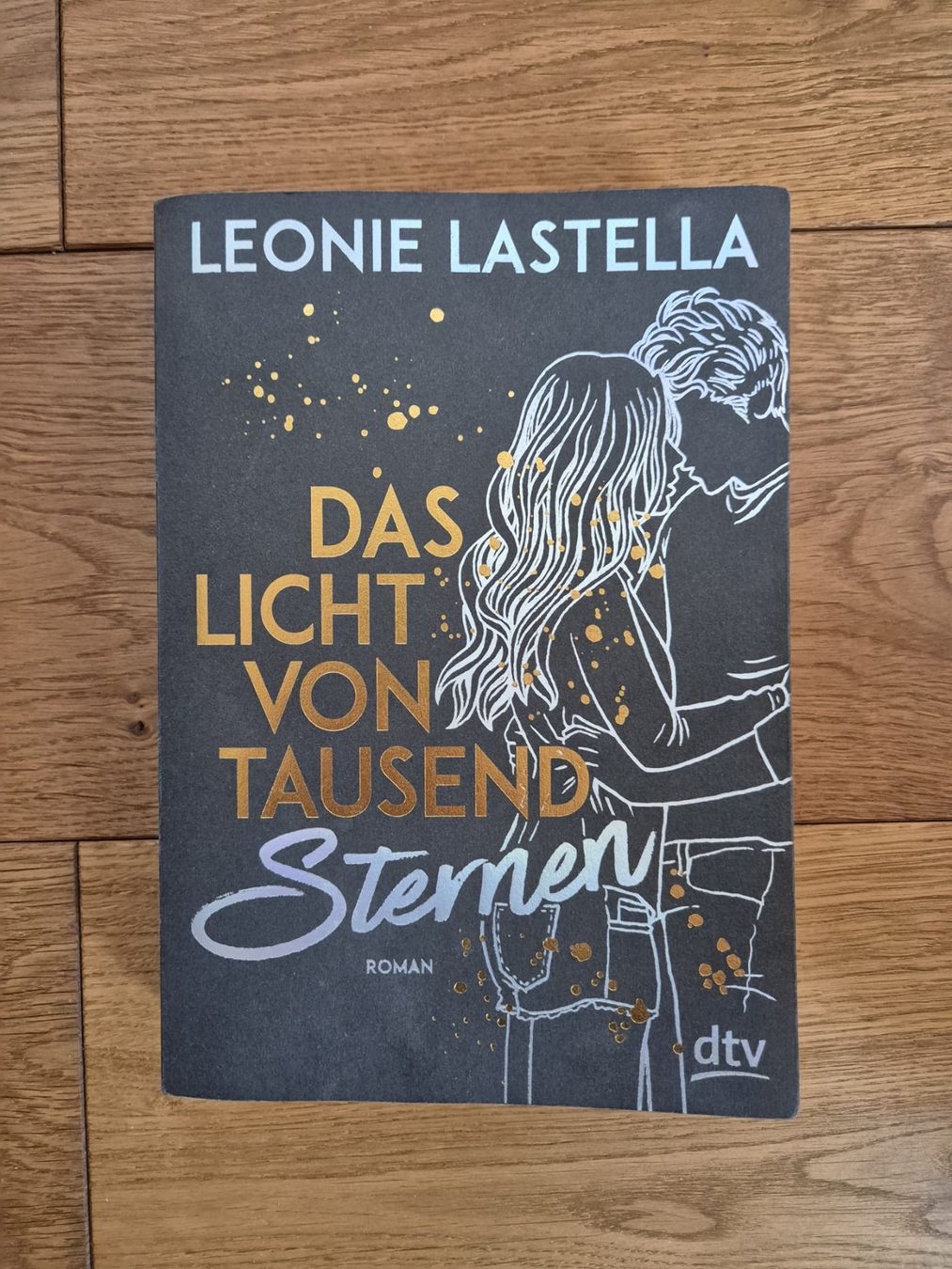 Bücher: Das Licht von Tausend Sternen Roman – Gebraucht aus Schwanden i. E. von romikh