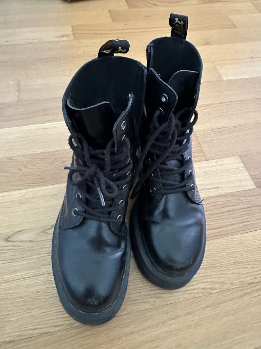 Dr. Martens Scarpe da uomo: Dr. Martens JADON Stiefel schwarz Grösse 38 – Usato da Chur venduto da lululemooon 1