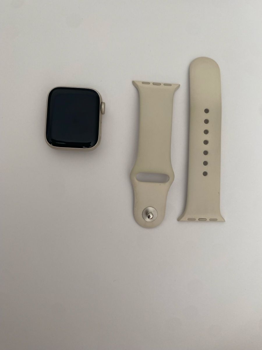 Apple Smartwatch: Apple Watch SE (Gen2) 40mm S/M – Neu (gemäss Beschreibung) aus zug von ric_l5qj