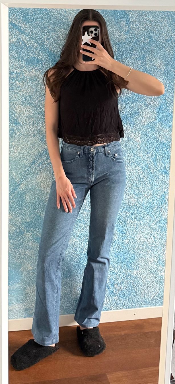 H&M Top: Schwarzes H&M Top Gr. 36 – Usato da Altendorf venduto da Jeshy15