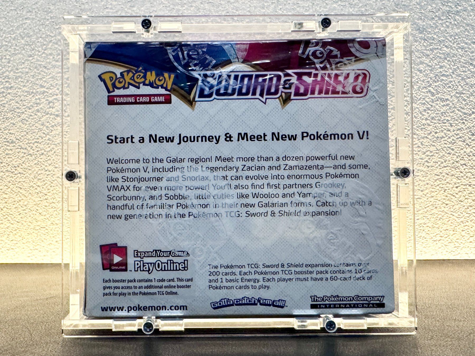Pokémon Carte collezionabili: Pokémon Sword & Shield Base Display EN OVP + Acrylbox – Nuovo e nell'imballaggio originale da Schlatt TG venduto da catch_up 5