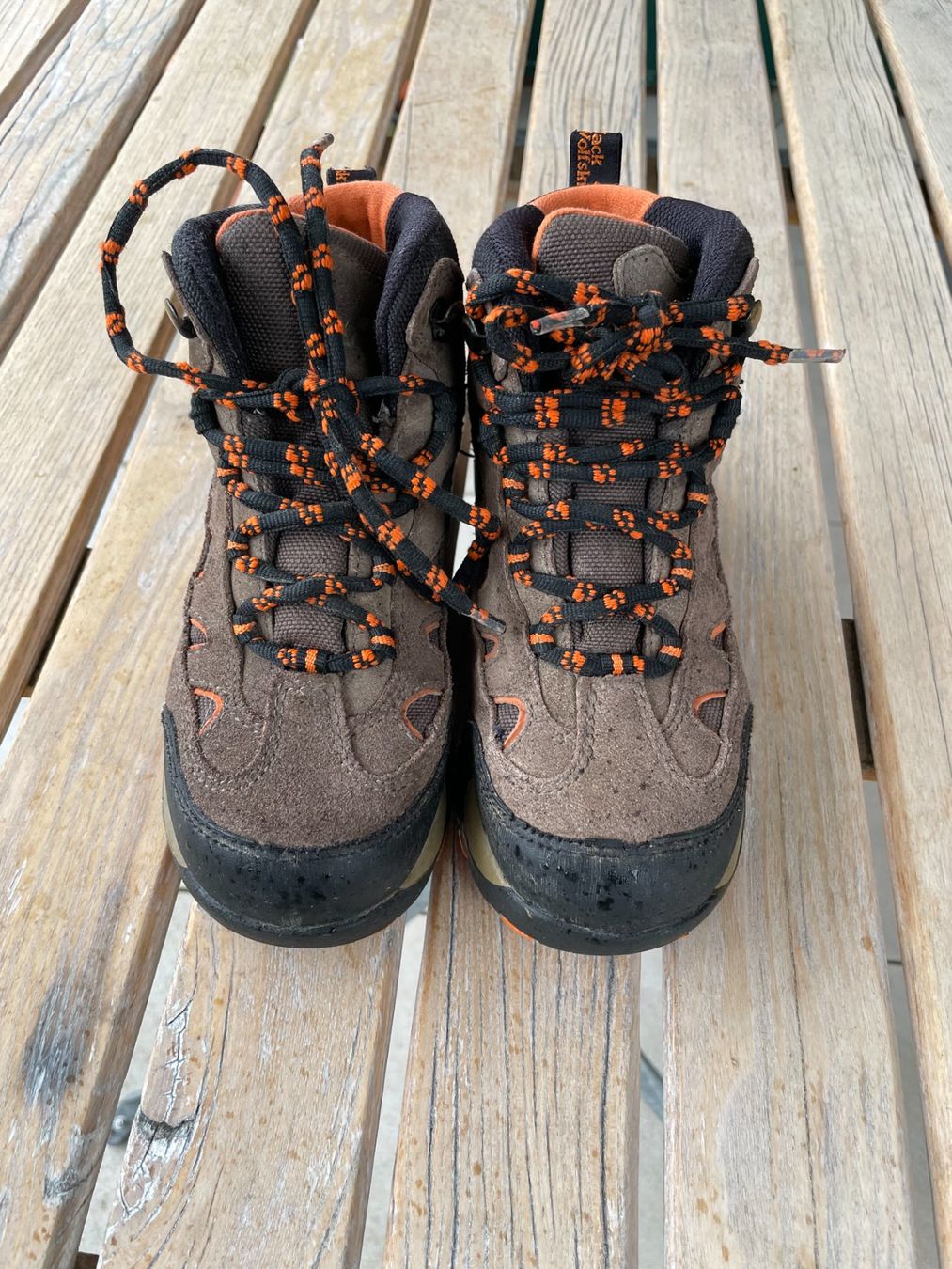 Jack Wolfskin Herrenschuhe: Jack Wolfsfkin Wanderschuhe Kids braun Grösse 32 – Gebraucht aus Zürich von ONA-Online