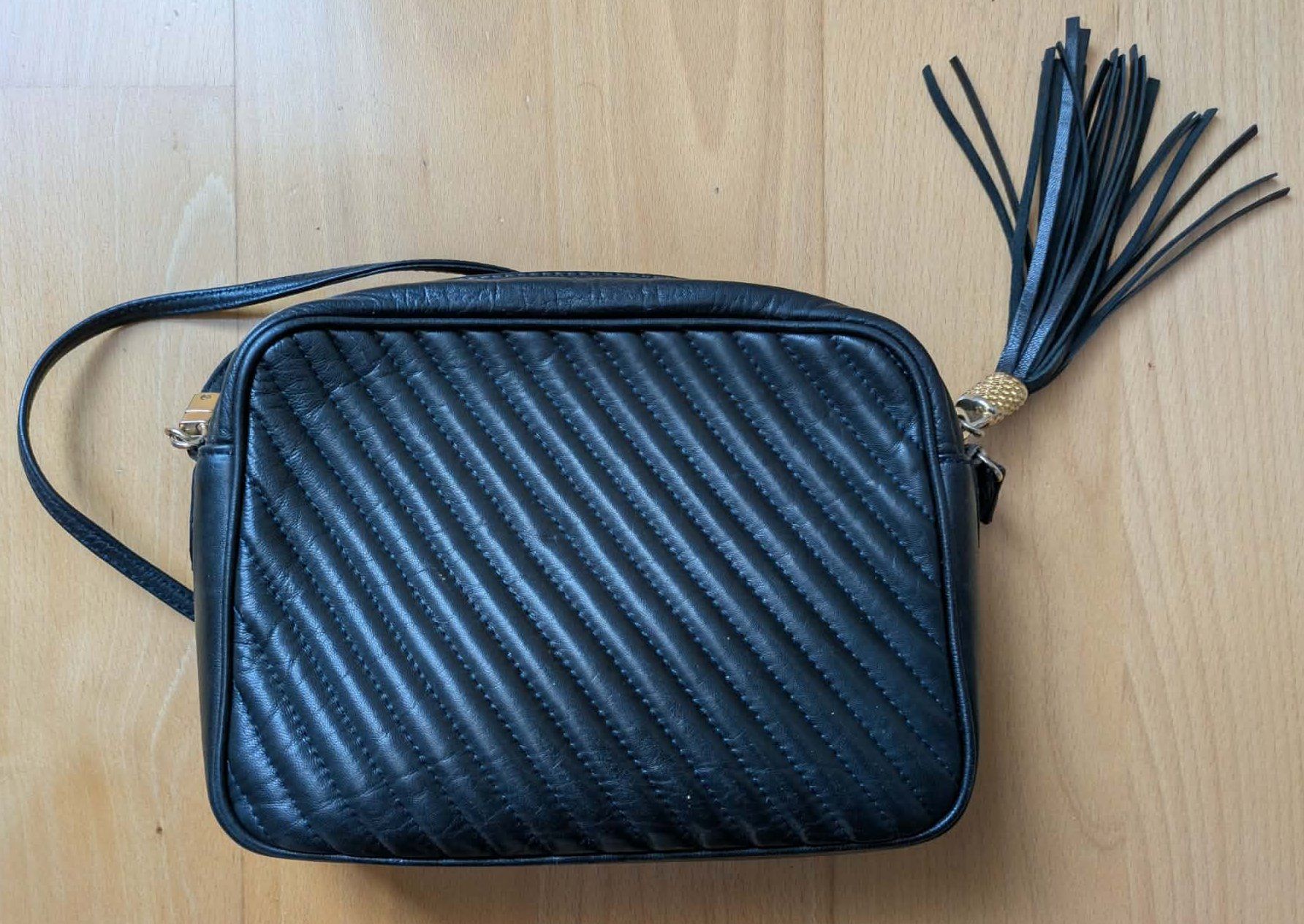Borse da donna: Sehr schöne schwarze Handtasche – Usato da Malters venduto da Oflat 1