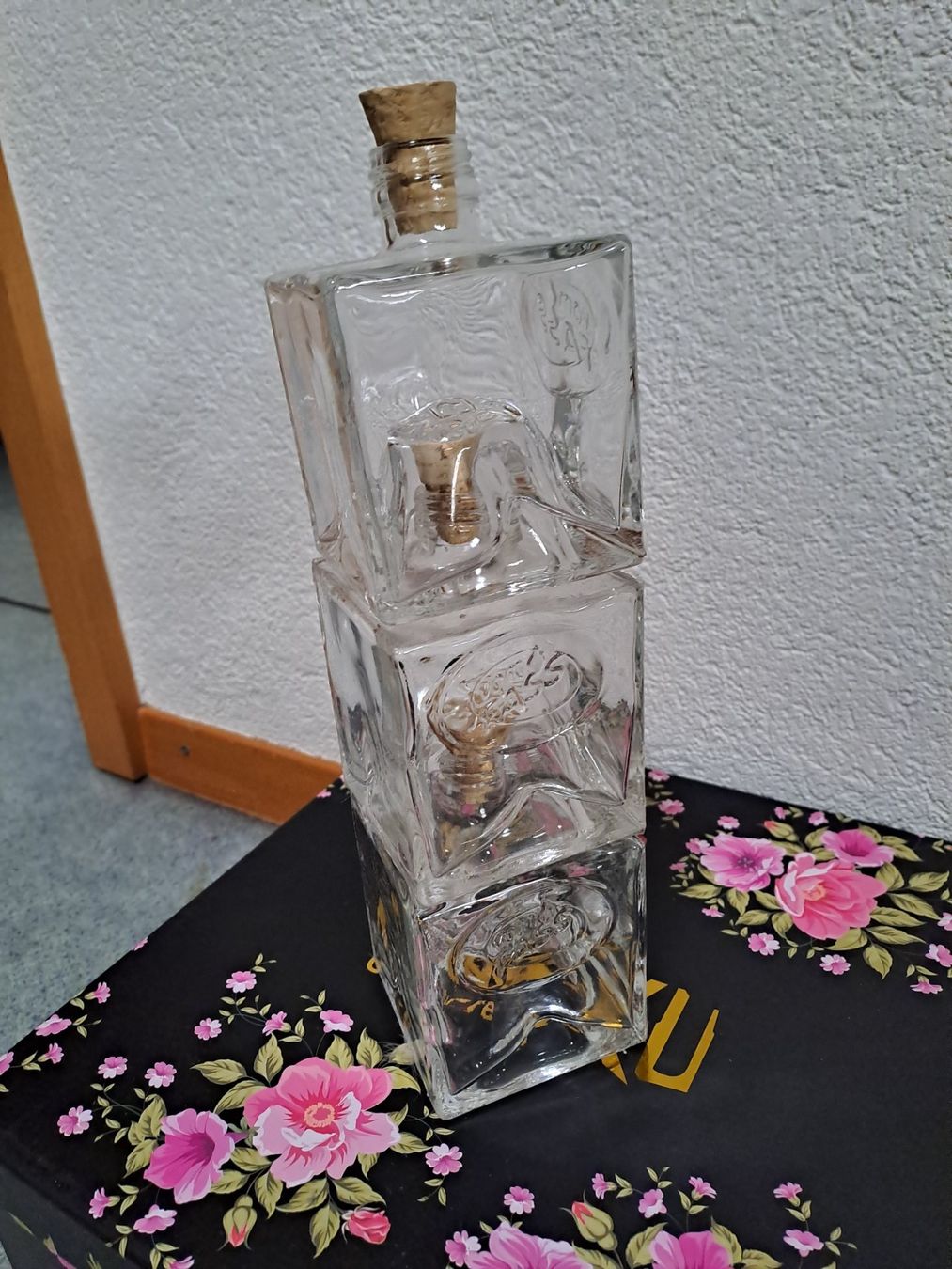 Bicchieri: 3 Glasfaschen, stapelbar a 2,5 dl. – Usato da Frauenfeld venduto da Andadaa