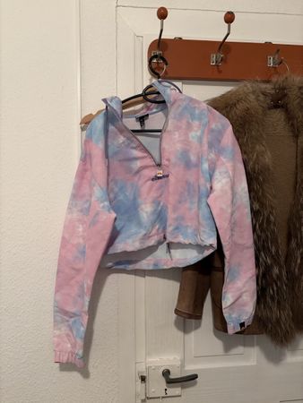 Ellesse Jacke blau rosa Batikmuster Groesse 38 gebraucht