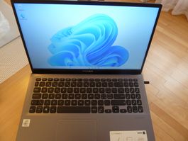 ASUS  Laptop i7 VivoBook   /  15.6"