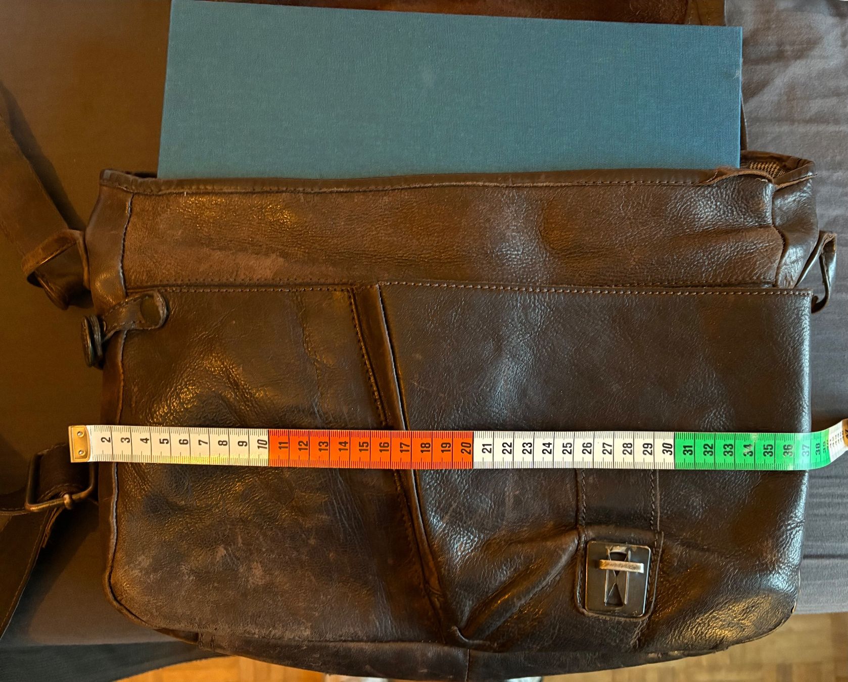 Aunts & Uncles Borse: aunts&uncles Vintage Leder Umhängetasche – Usato da Zürich venduto da wei_8n2l 6
