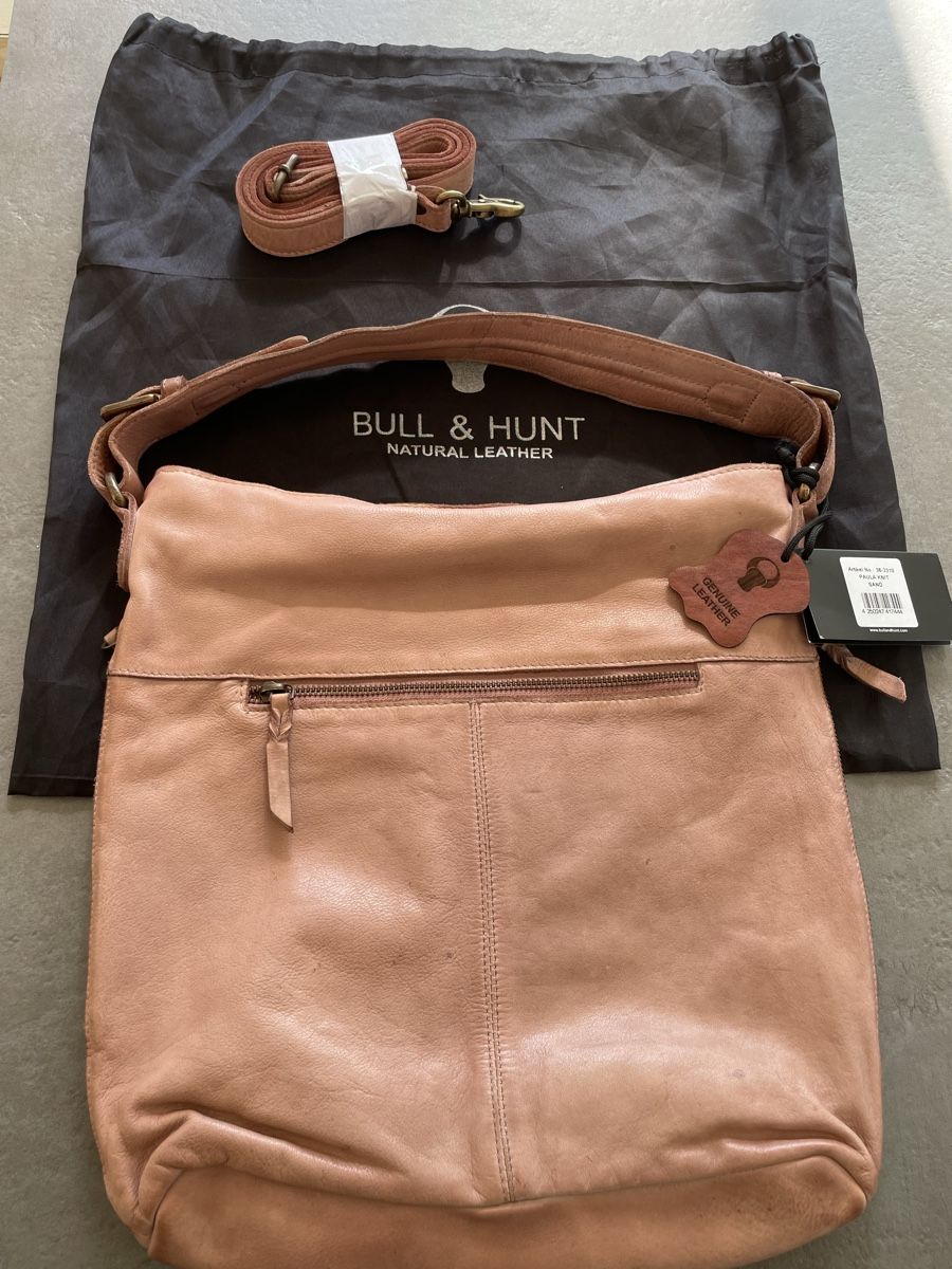 Taschen für Damen: Bull & Hunt  – Neu und originalverpackt aus Moutier von Madameduce 1