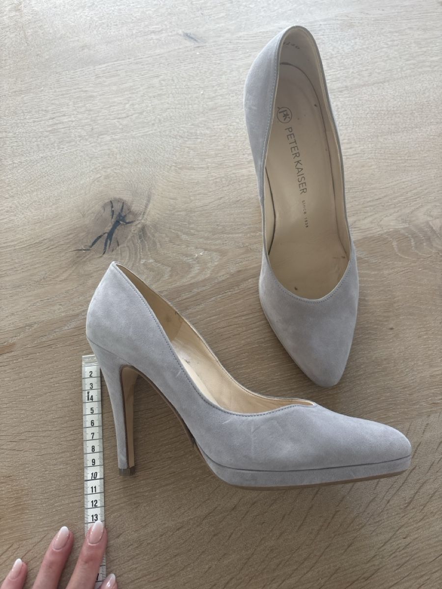 Scarpe da donna: Peter Kaiser, graue Wildleder Pumps, Gr. 40 – Usato da Benglen venduto da schneewittli9 1