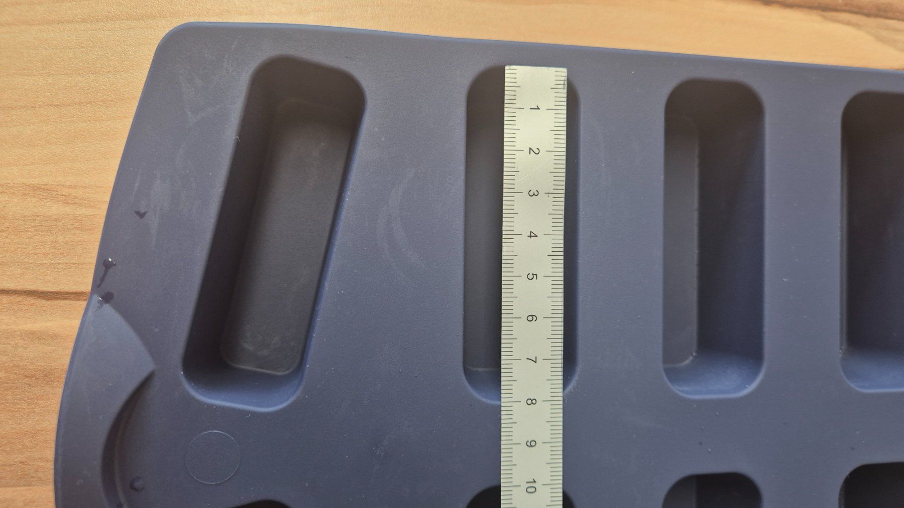 Tupperware Teglie da forno: Tupperware Silikon-Mini-Cakeform – Usato da Unteriberg venduto da Foxcross 2