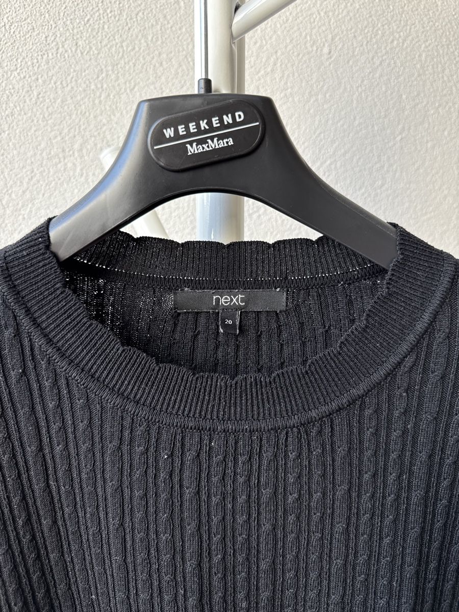 Next Pullover & Sweatshirts: Schwarzer Next Strickpullover, Gr. 48 – Gebraucht aus Islikon von Julies_wardrobe 1