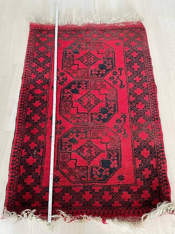 Teppiche: Teppich rot handgeknüpft – Gebraucht aus Kriens von ENotte