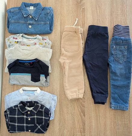 9-tlg. Herbst Babykleider-Paket für einen Junge, Grösse 86