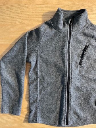 Konfortable Fleece Jacke von RUKKA - Gr. 116 - grau