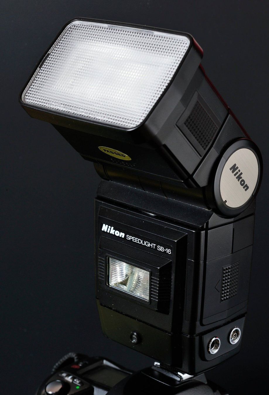 Nikon Flashs: Nikon SB-16 "Vintage blitz" – D'occasion à Fleurier par im_ghl 1