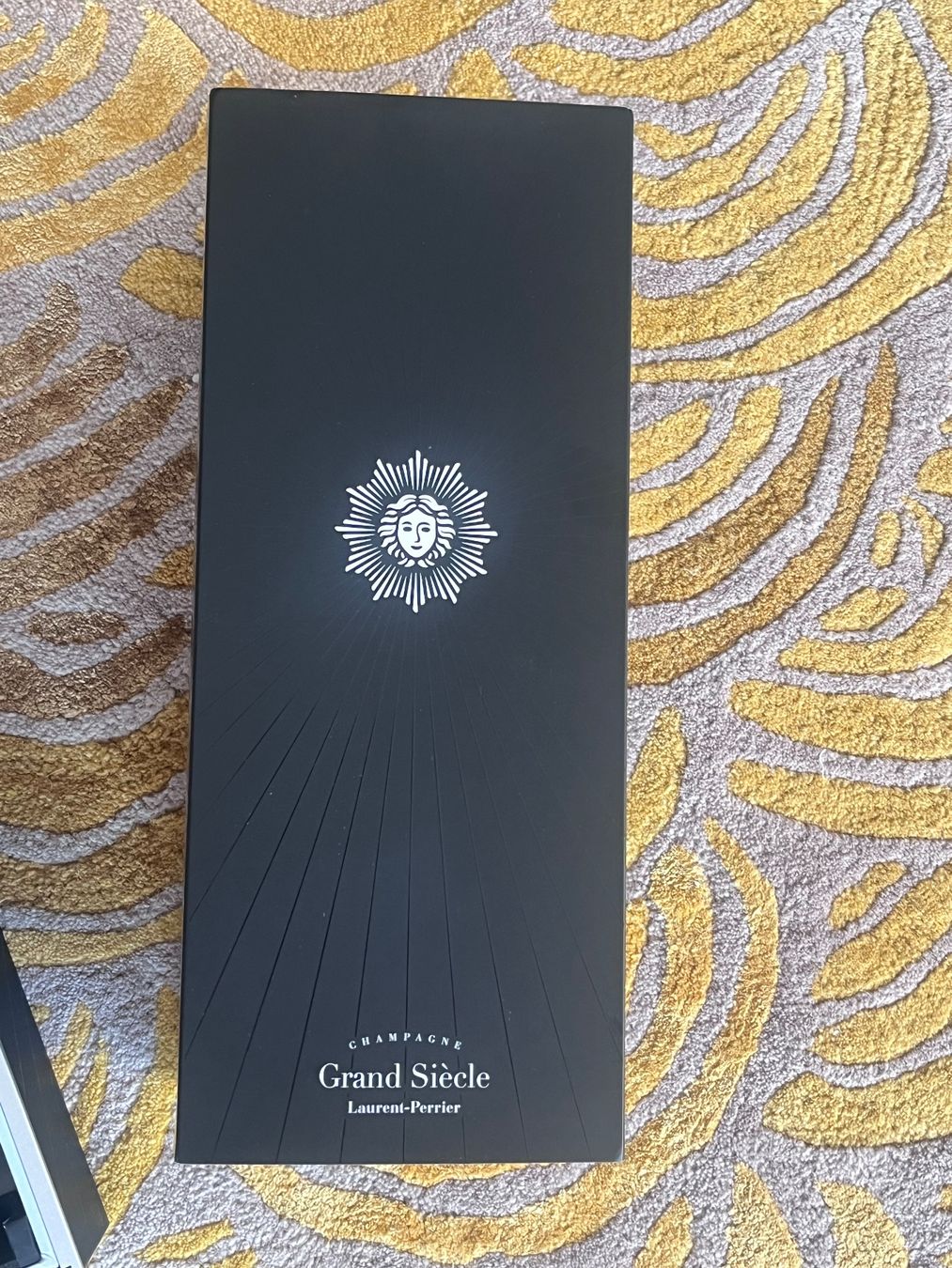 Perrier Bicchieri, Caraffe & Bottiglie: Laurent-Perrier Grand Siècle n 26 vide RARE – Nuovo (secondo la descrizione) da BREMBLENS venduto da Lafoudre 1
